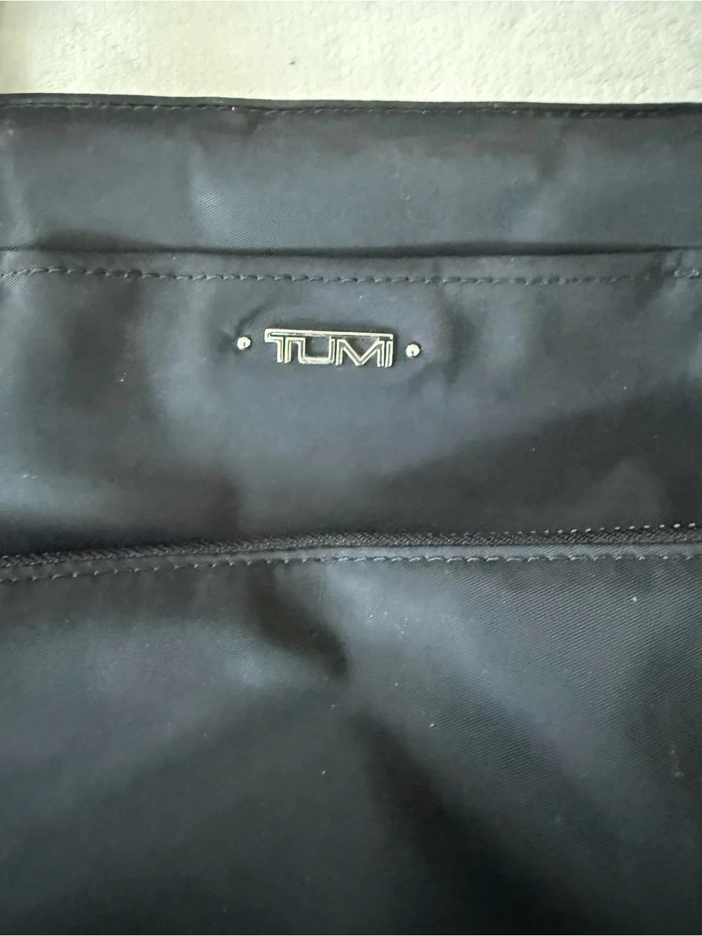 Tumi Voyageur Classic 17.0” WEEKENDER DUFFEL Bag - BLACK w/ SILVER